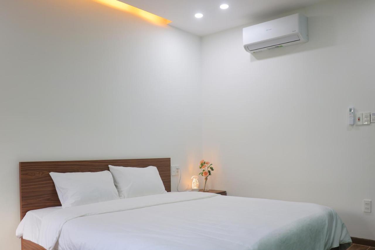 La Nha Homestay Hue Esterno foto