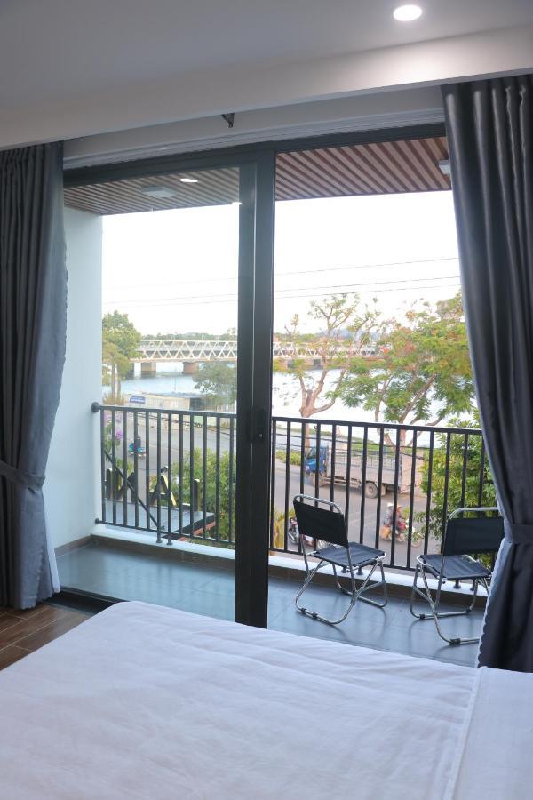 La Nha Homestay Hue Esterno foto