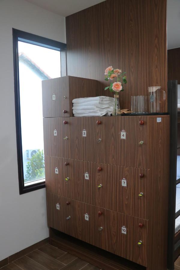La Nha Homestay Hue Esterno foto
