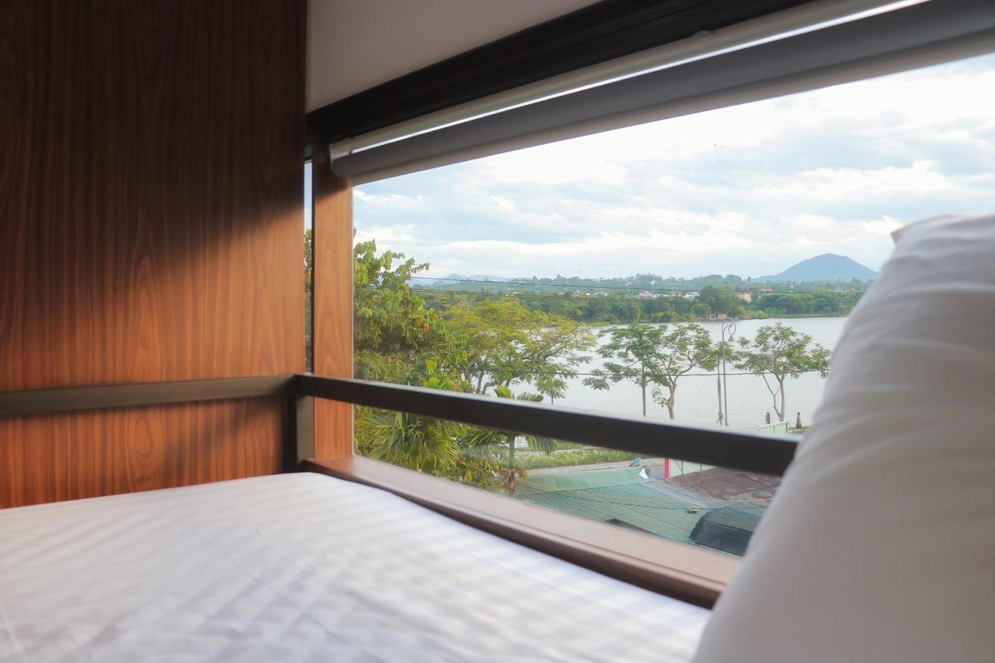 La Nha Homestay Hue Esterno foto