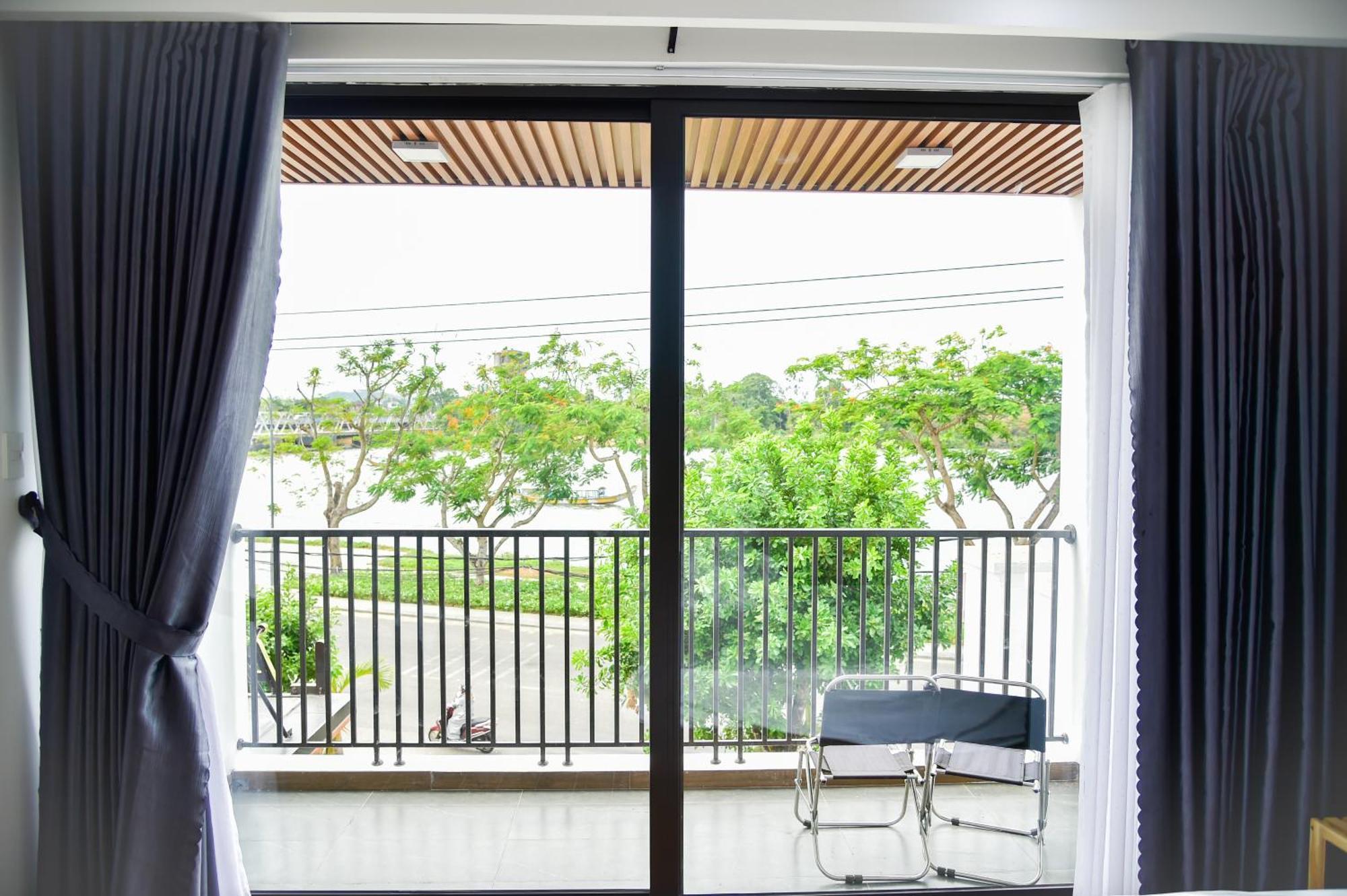 La Nha Homestay Hue Esterno foto
